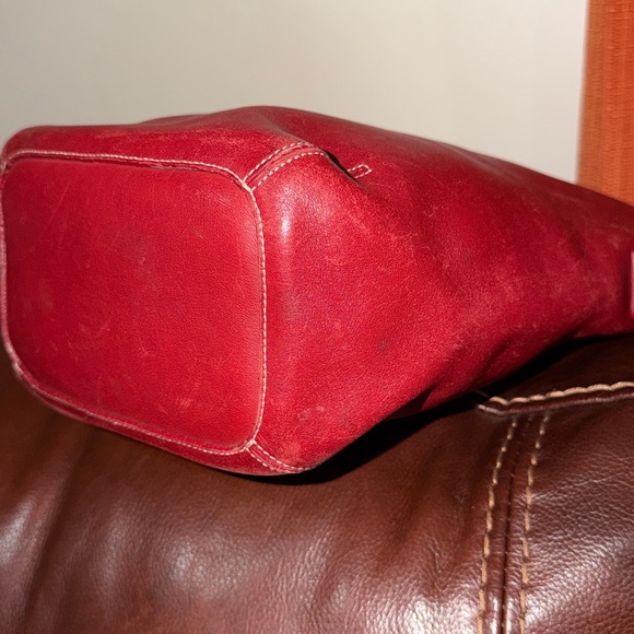 🔥🔥🔥Vintage Coach Soho Legacy Red Leather Duffle Shoulder Bag - Picture 10 of 15